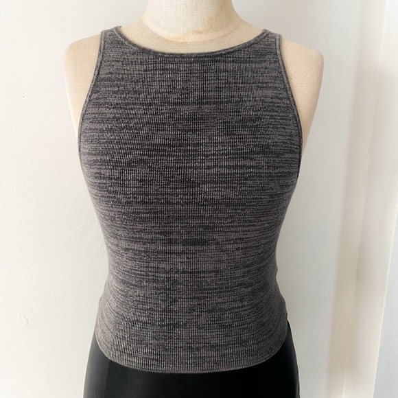Hollister Grey Knit Criss Cross Cropped Tank Top - Size L - High Neck - Picture 1 of 10
